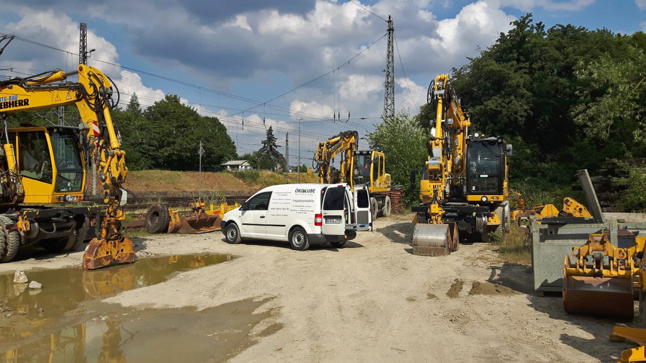 thumbnail_20160727_165833a-klein Prüfung auf der Bahn-Baustelle