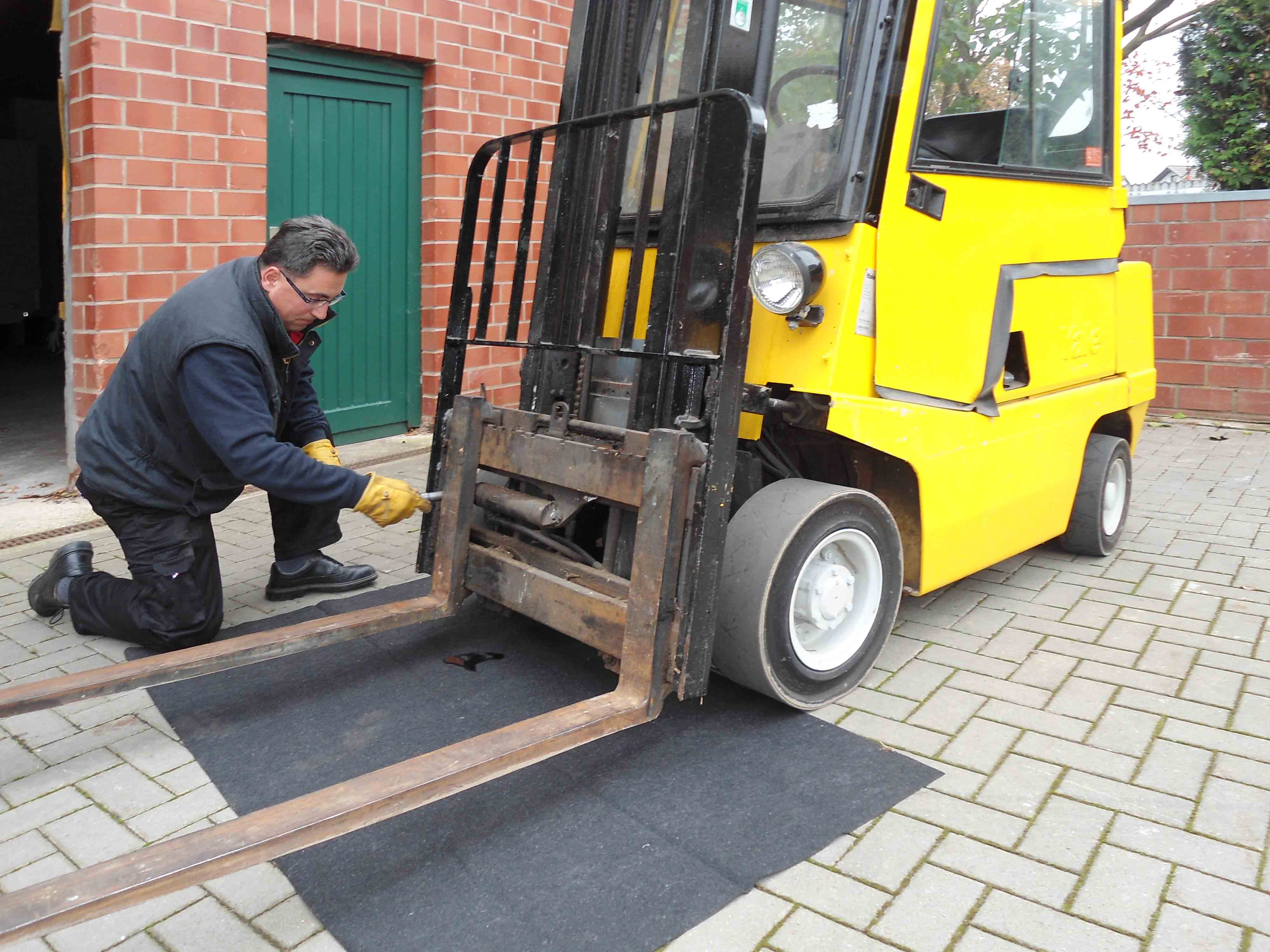 DSC00765-klein Bei Reparaturen